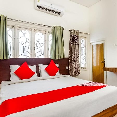 Oyo 76129 Rk Inn Guntūr Zewnętrze zdjęcie