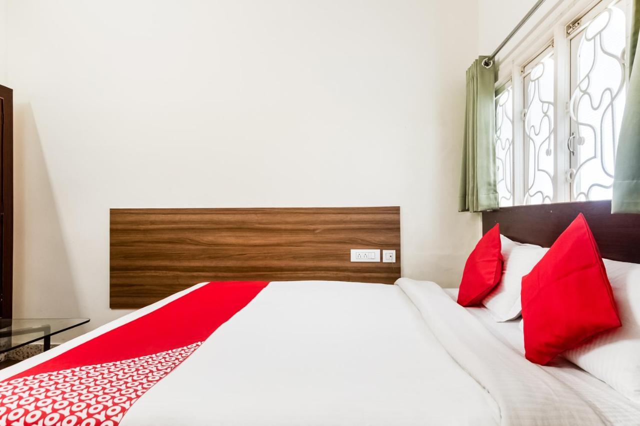 Oyo 76129 Rk Inn Guntūr Zewnętrze zdjęcie
