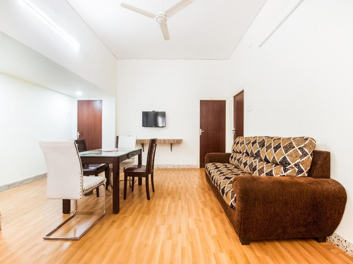Oyo 76129 Rk Inn Guntūr Zewnętrze zdjęcie